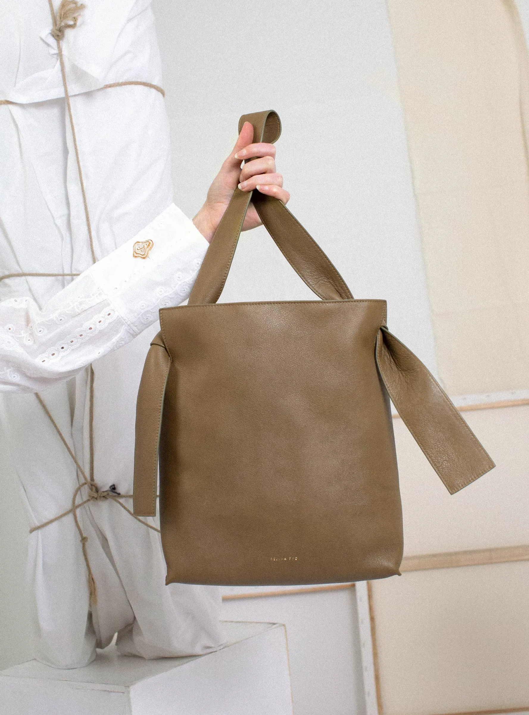 Angela Tote Khaki