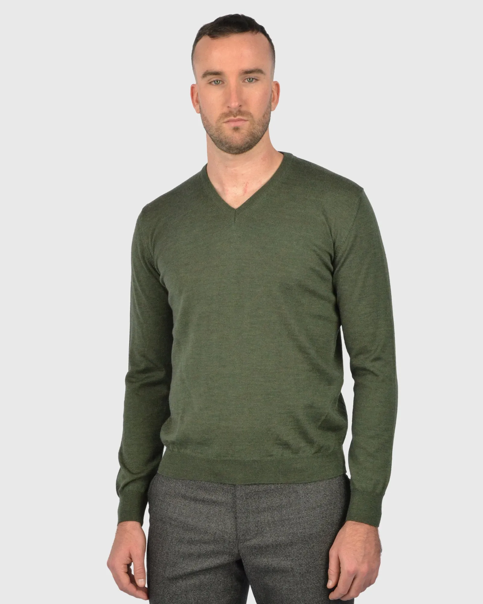 VISCONTI W23V OLIVE-GREEN WOOL V-NECK SWEATER