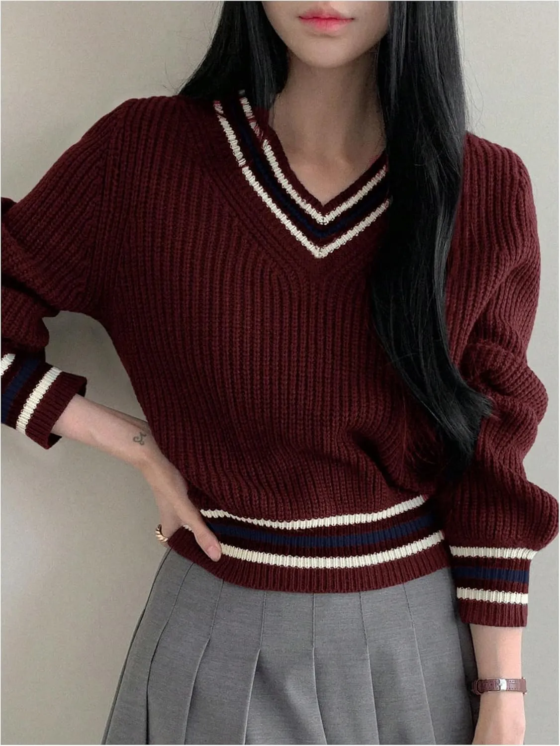 Women's Striped V Neck Pullover Sweaters Long Sleeve Color Block Knit Jumper Tops